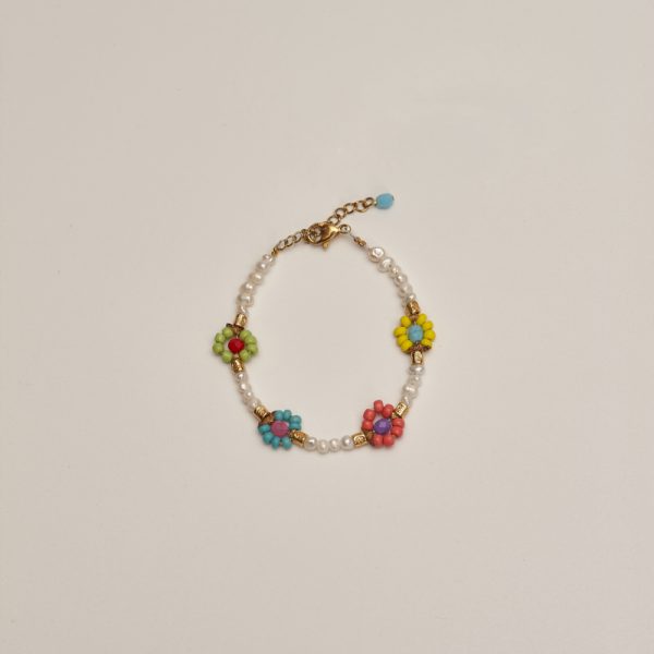 Daisy & Pearls Bracelet
